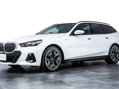 2025 BMW 5 SERIES TOURING 照片 11