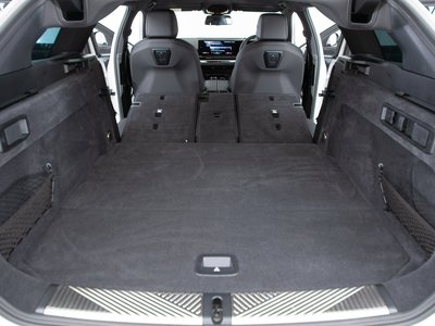 صورة مصغرة 76 لـ 2025 BMW 5 SERIES TOURING