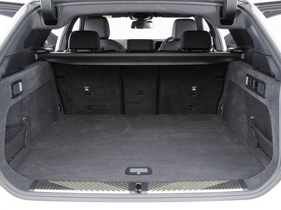 صورة مصغرة 75 لـ 2025 BMW 5 SERIES TOURING