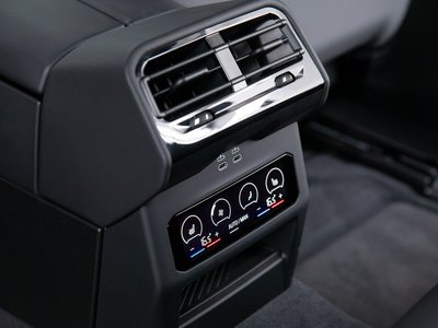 صورة مصغرة 66 لـ 2025 BMW 5 SERIES TOURING