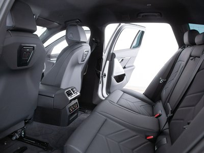 صورة مصغرة 63 لـ 2025 BMW 5 SERIES TOURING