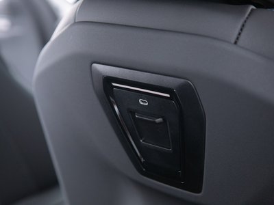 صورة مصغرة 67 لـ 2025 BMW 5 SERIES TOURING