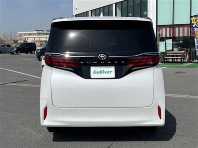 صورة 40 لـ 2024 Toyota ALPHARD