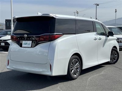 صورة 39 لـ 2024 Toyota ALPHARD