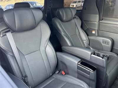 صورة 15 لـ 2024 Toyota ALPHARD