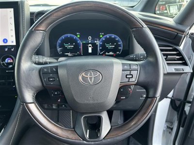 صورة 21 لـ 2024 Toyota ALPHARD