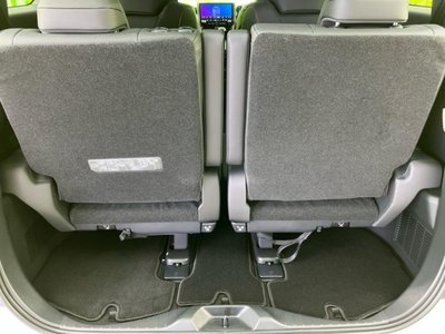 2025 Toyota ALPHARD 照片 26