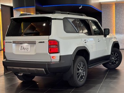 صورة 32 لـ 2025 Toyota LAND CRUISER 250