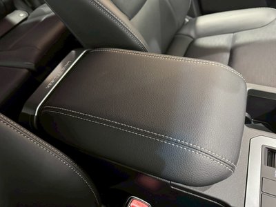 صورة 69 لـ 2025 Toyota LAND CRUISER 250
