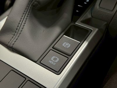صورة 67 لـ 2025 Toyota LAND CRUISER 250