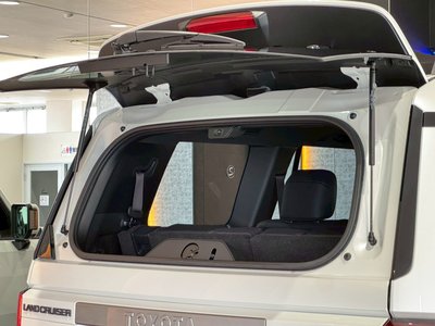 صورة 35 لـ 2025 Toyota LAND CRUISER 250