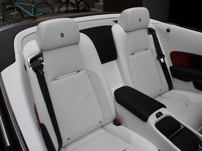 صورة مصغرة 17 لـ 2020 ROLLS-ROYCE DAWN