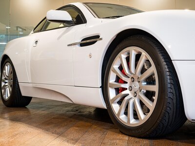 2003 Aston Martin V12 VANQUISH — фото 9