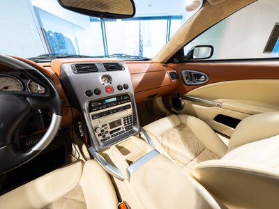 2003 Aston Martin V12 VANQUISH — фото 16