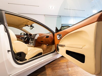 صورة 19 لـ 2003 Aston Martin V12 VANQUISH