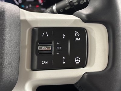 2023 LAND Rover DEFENDER thumbnail 36