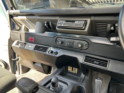1998 LAND Rover DEFENDER photo 13