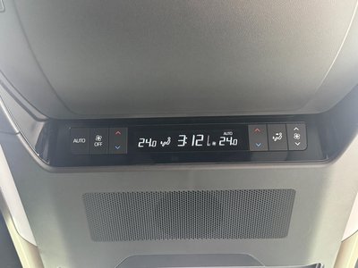 2025 Toyota ALPHARD thumbnail 50