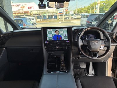 صورة 12 لـ 2023 Toyota ALPHARD