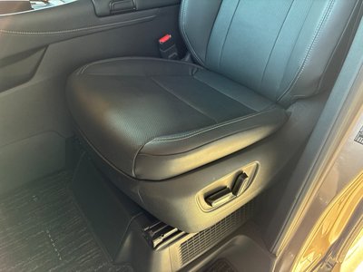 صورة 35 لـ 2023 Toyota ALPHARD