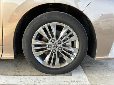 صورة 69 لـ 2023 Toyota ALPHARD