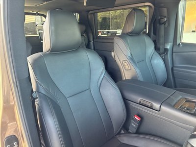 صورة 28 لـ 2023 Toyota ALPHARD