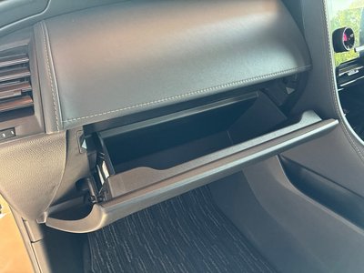 صورة 38 لـ 2023 Toyota ALPHARD