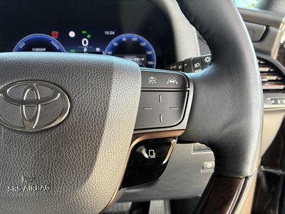 صورة 15 لـ 2023 Toyota ALPHARD