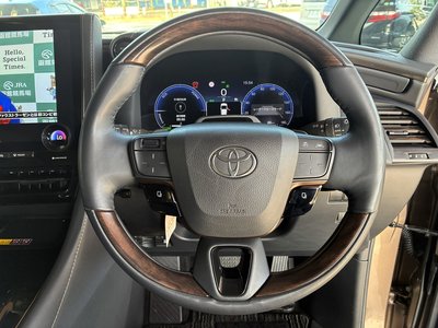 صورة 13 لـ 2023 Toyota ALPHARD