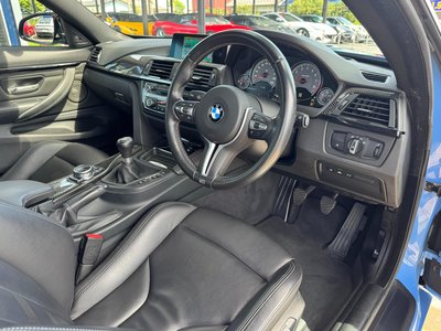 صورة 18 لـ 2014 BMW M4 COUPE