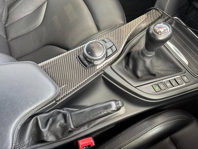 صورة 34 لـ 2014 BMW M4 COUPE