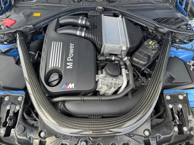 صورة 41 لـ 2014 BMW M4 COUPE