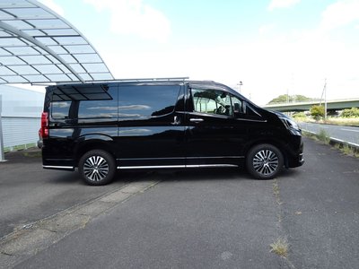 صورة 8 لـ 2023 Toyota GRAND ACE