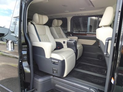 2023 Toyota GRAND ACE — миниатюра 32