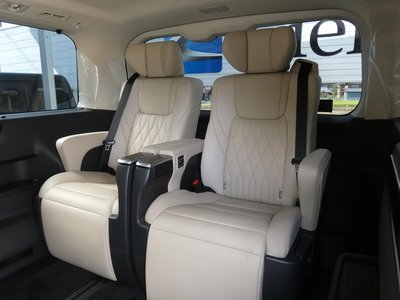 2023 Toyota GRAND ACE — миниатюра 31
