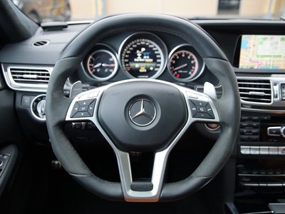 2014 Mercedes-BENZ E-CLASS AMG — фото 13