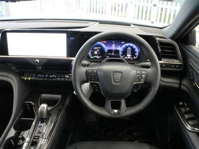 صورة 23 لـ 2025 Toyota CROWN ESTATE