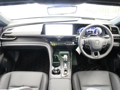 صورة 43 لـ 2025 Toyota CROWN ESTATE