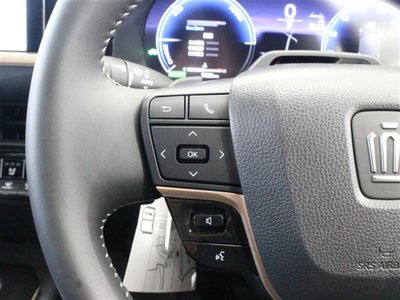صورة 25 لـ 2025 Toyota CROWN ESTATE