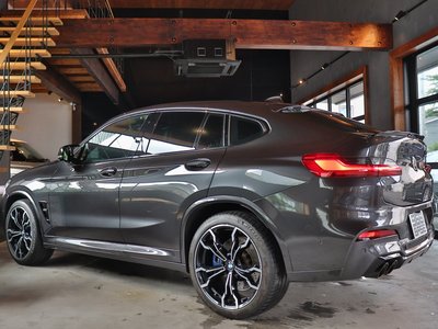 2021 BMW X4 M 照片 25