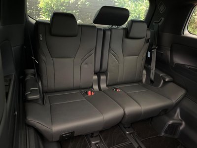 صورة 10 لـ 2025 Toyota ALPHARD