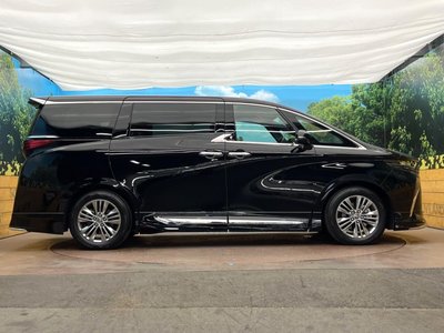 صورة 33 لـ 2025 Toyota ALPHARD