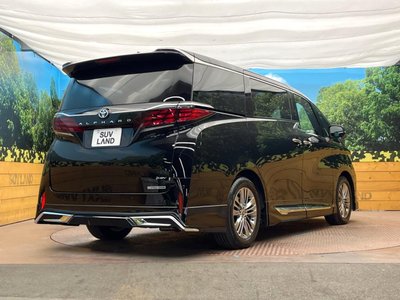 صورة 18 لـ 2025 Toyota ALPHARD