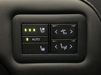 صورة 52 لـ 2025 Toyota ALPHARD