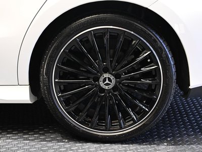 2025 Mercedes-BENZ CLA photo 12