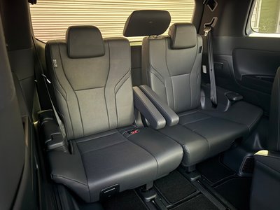 2025 Toyota ALPHARD — фото 17