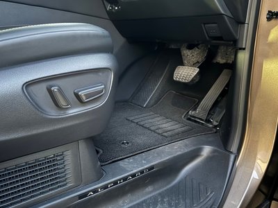 2025 Toyota ALPHARD — фото 34