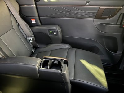 2025 Toyota ALPHARD — фото 37