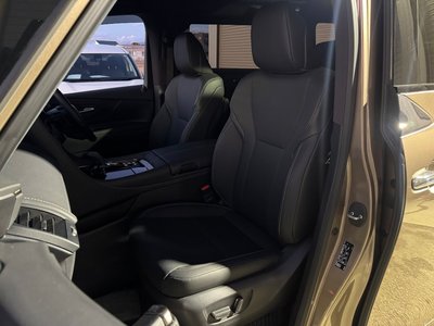 2025 Toyota ALPHARD — фото 14