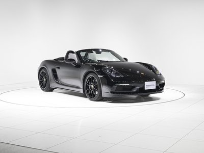 2023 Porsche 718 photo 4